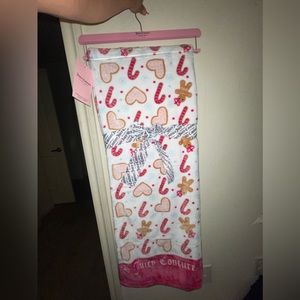 Juicy couture gingerbread Christmas blanket